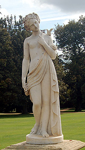 Statue of Iris near the Fountain September 2011